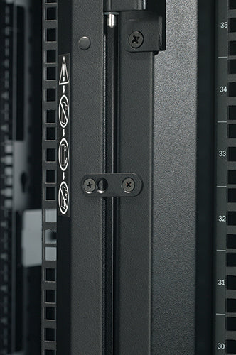 APC NetShelter SX 48U Rack - Black, 1704 kg Capacity, Freestanding Server Rack