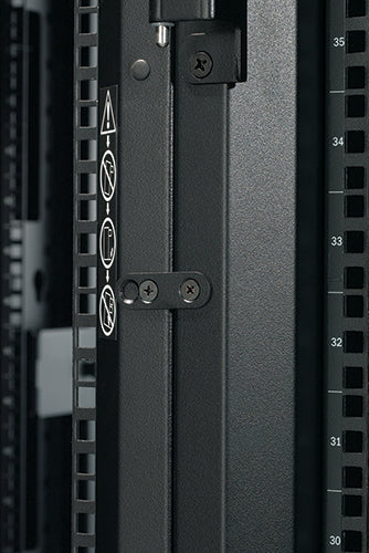 APC NetShelter SX 48U Rack - Black, 1704 kg Capacity, Freestanding Server Rack